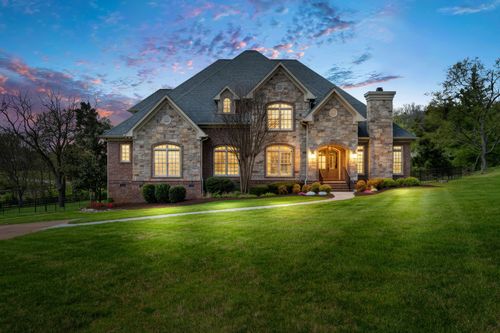 101 Balleroy Dr, Brentwood, TN, 37027-4036 | Card Image