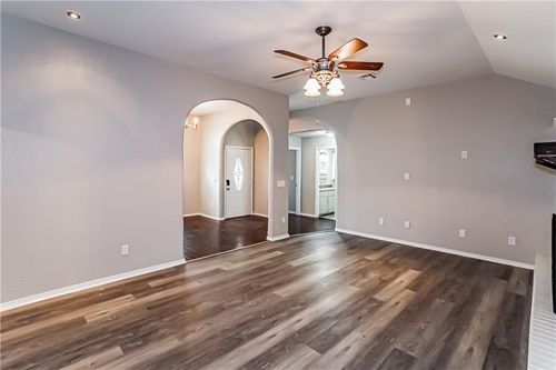 3004 Sw 124th St, Oklahoma City, OK, 73170-2052 | Card Image