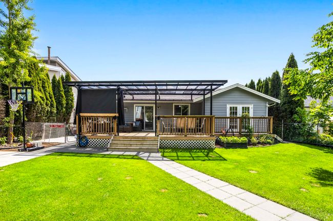 20147 Hampton St, House other with 3 bedrooms, 2 bathrooms and 5 parking in Maple Ridge BC | Image 23