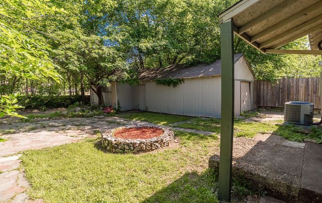 3011 Spurlock St, House other with 3 bedrooms, 2 bathrooms and null parking in Dallas TX | Image 27