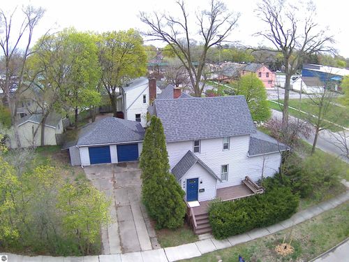 429 S Arnold St, Mt. Pleasant, MI, 48858-2735 | Card Image