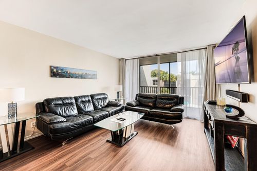 303-6 Royal Palm Way, Boca Raton, FL, 33432-7818 | Card Image