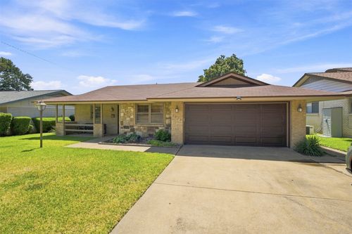 2022 Normandy Dr, Irving, TX, 75060-5616 | Card Image