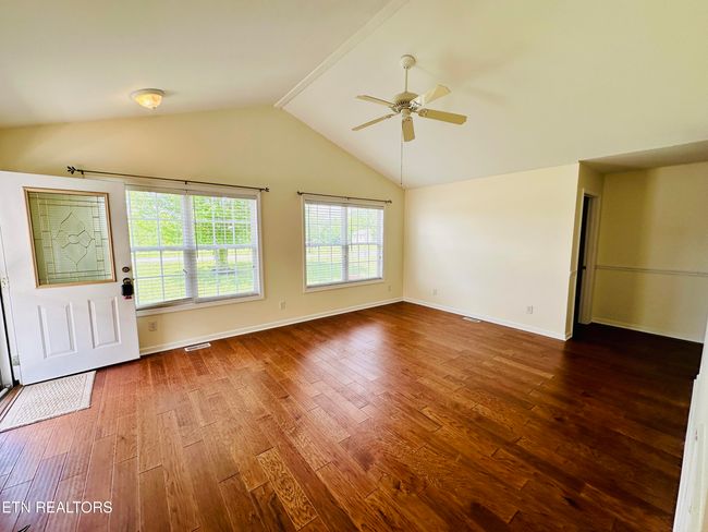 813 Clear Creek Pkwy, House other with 4 bedrooms, 3 bathrooms and null parking in Clarkrange TN | Image 23