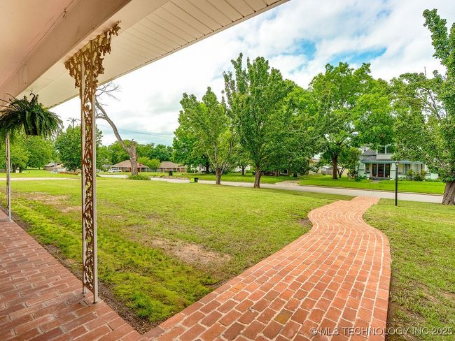 121 W 17 Th St, House other with 3 bedrooms, 3 bathrooms and null parking in Ada OK | Image 11