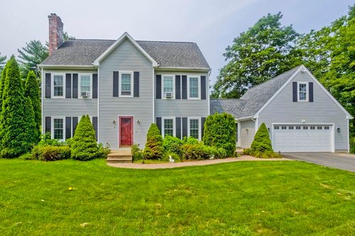 17 Palley Village Pl, Amherst, MA, 01002-3464 | Card Image