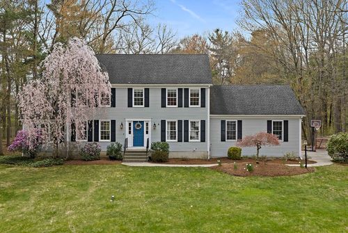 4 Mockingbird Ln, Franklin, MA, 02038-4218 | Card Image