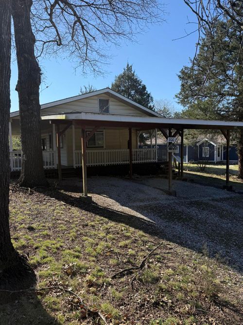 800 Compton Ridge Rd, Branson, MO, 65616-8999 | Card Image