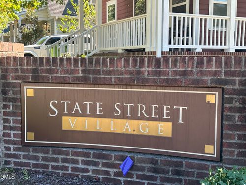 900 Dorothy Sanders Way, Raleigh, NC, 27601-2798 | Card Image