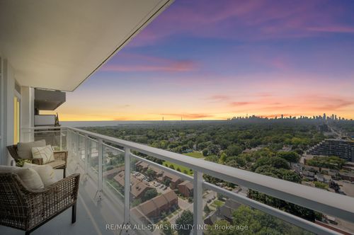 2301-286 Main St, Toronto, ON, M4C0B3 | Card Image