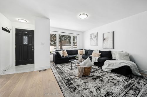 267 Liberty St N, Bowmanville, ON, L1C3Y6 | Card Image