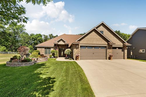 639 18th St Nw, Sauk Rapids, MN, 56379-9469 | Card Image