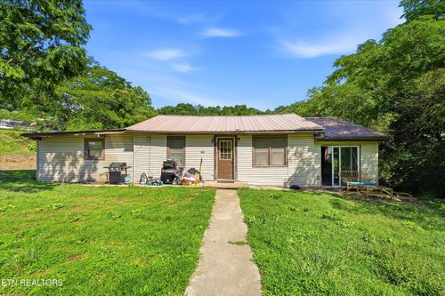 9101 Andersonville Pike, Powell, TN, 37849 | Card Image