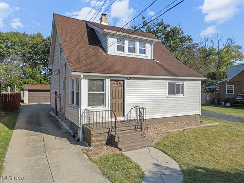 1-4571 W 157th St, Cleveland, OH, 44135-2733 | Card Image
