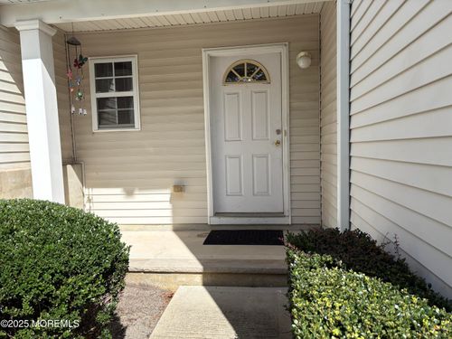 212 Frankfort Ave, Neptune, NJ, 07753-8302 | Card Image