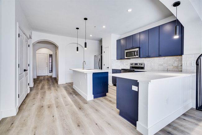 APT-600 - 2505 San Gabriel St, Condo with 4 bedrooms, 2 bathrooms and 3 parking in Austin TX | Image 11
