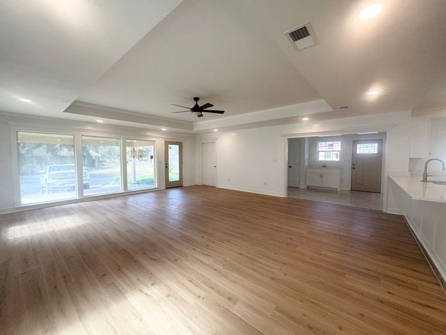 2723 Briarwood Cir, House other with 4 bedrooms, 3 bathrooms and 2 parking in Moss Point MS | Image 9