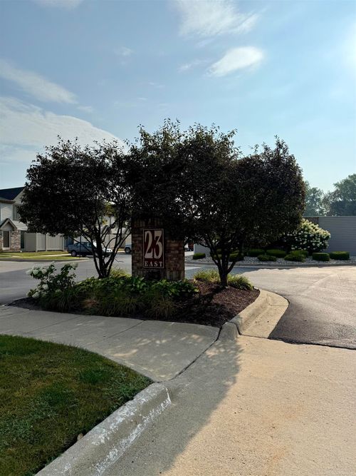 50451 Bay Run North Street, Chesterfield Township, MI, 48047 | Card Image