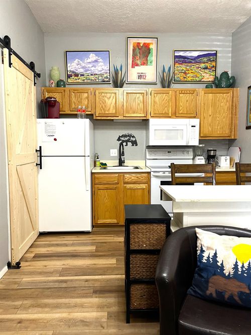 r6-unit-160-25 Jackson Hole Rd, Angel Fire, NM, 87710-8040 | Card Image