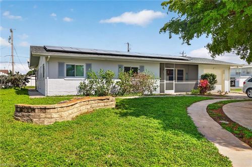 4547 Se 11th Ave, Cape Coral, FL, 33904-8612 | Card Image