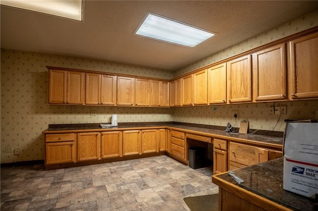 3697 E State St, Home with 0 bedrooms, 0 bathrooms and 10 parking in Hermitage PA | Image 38