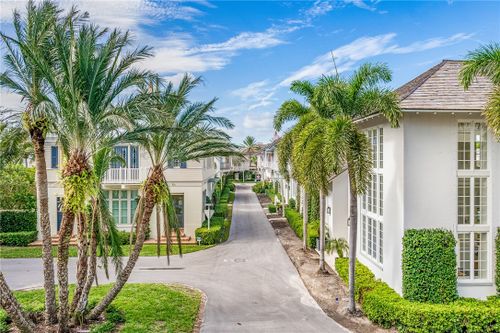 3320 Oat Ln, Vero Beach, FL, 32963-4737 | Card Image
