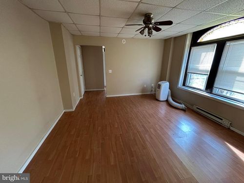 1-5 E Maple St, LEBANON, PA, 17046-3041 | Card Image