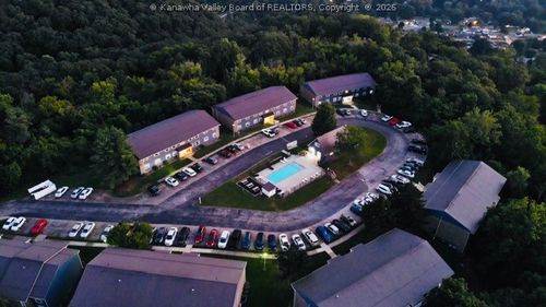 1400 Highland Dr, Saint Albans, WV, 25177-3780 | Card Image