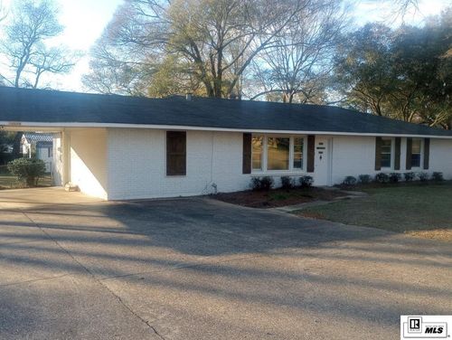 10579 Stephenson Dr, Bastrop, LA, 71220-2561 | Card Image