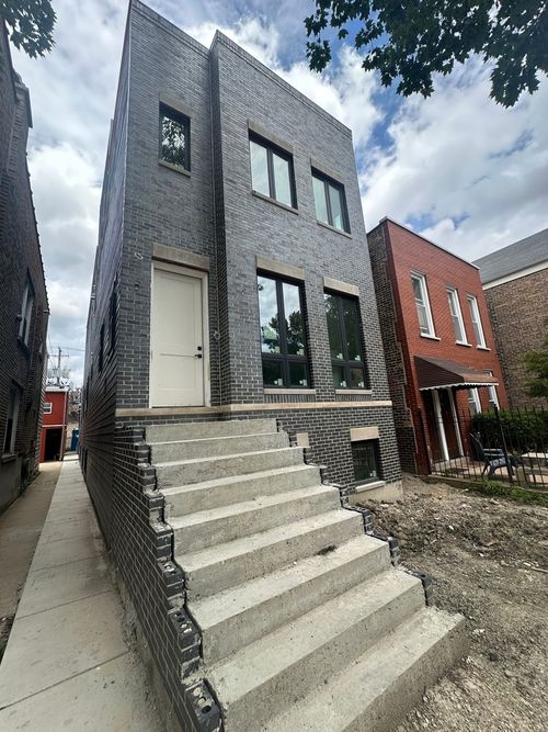 2638 W Superior St, CHICAGO, IL, 60612-1111 | Card Image