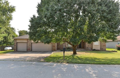 2098 N Preakness Drive, Nixa, MO, 65714 | Card Image