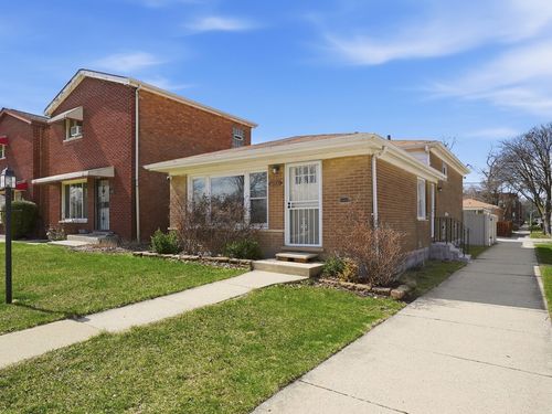 8000 S Wentworth Ave, CHICAGO, IL, 60620-1249 | Card Image