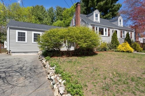 15 Mayflower Rd, Norwood, MA, 02062-3016 | Card Image