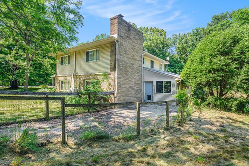 8257 2nd St, Mattawan, MI, 49071-9463 | Card Image