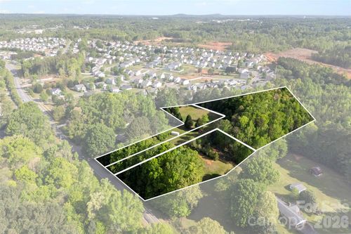 823 Carson Rd, Gastonia, NC, 28052-5411 | Card Image