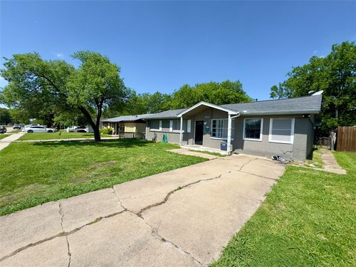 709 Willowbrook Dr, Mesquite, TX, 75149-2351 | Card Image