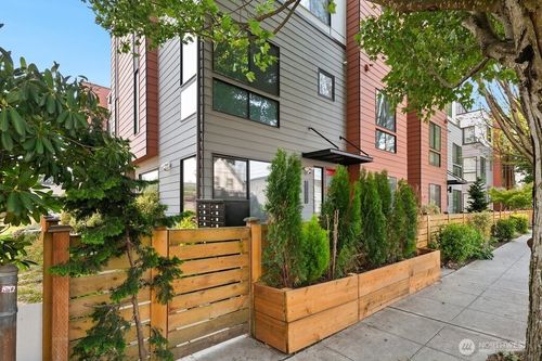 d-539 S Cloverdale St, Seattle, WA, 98108-4527 | Card Image