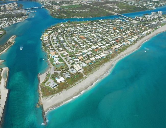 182 Beacon Ln, House other with 3 bedrooms, 2 bathrooms and null parking in Jupiter Inlet Colony FL | Image 35
