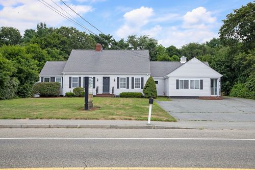 75 Main St, Lakeville, MA, 02347-1619 | Card Image