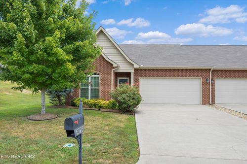 6125 Mcmillan Creek Dr, Knoxville, TN, 37924-5501 | Card Image