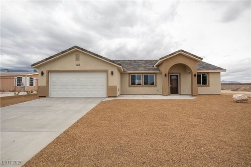 3925 N Mayfield Ranch Rd, Pahrump, NV, 89060-2671 | Card Image