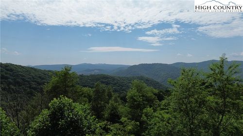 39 May Apple Trl, Newland, NC, 28657-9778 | Card Image