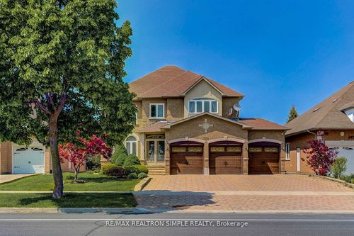338 Calvert Rd, Markham, ON, L6C1Y2 | Card Image