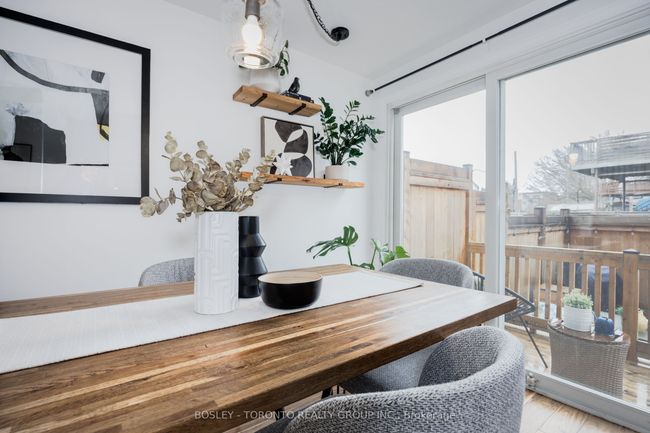 25 - 1666 Queen St E, Condo with 3 bedrooms, 1 bathrooms and null parking in Toronto ON | Image 12
