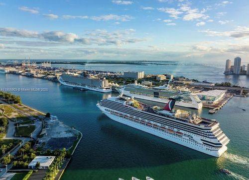 apt-1703-227 Ne 2nd St, Miami, FL, 33132-2252 | Card Image