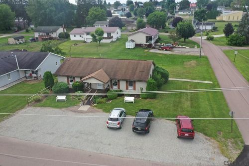 724 Stewart St, Berlin, PA, 15530-1532 | Card Image