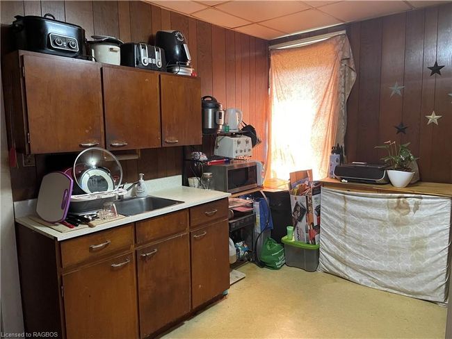 40 Absalom St E, Home with 0 bedrooms, 0 bathrooms and 7 parking in Mildmay ON | Image 29