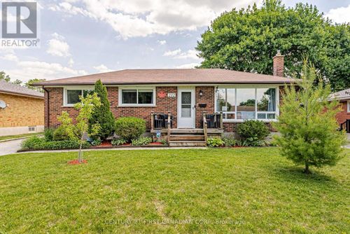 212 King Edward Ave, London, ON, N5Z3T7 | Card Image