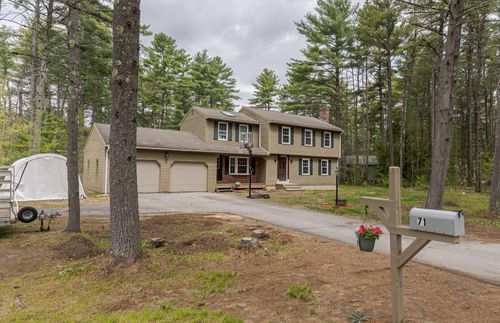 71 Keay Rd, Berwick, ME, 03901-2312 | Card Image