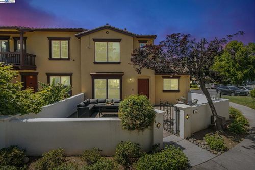 4182 Lautrec Dr, San Jose, CA, 95135-1703 | Card Image